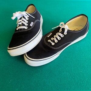Vans Authentic Shoe size 11 color Black